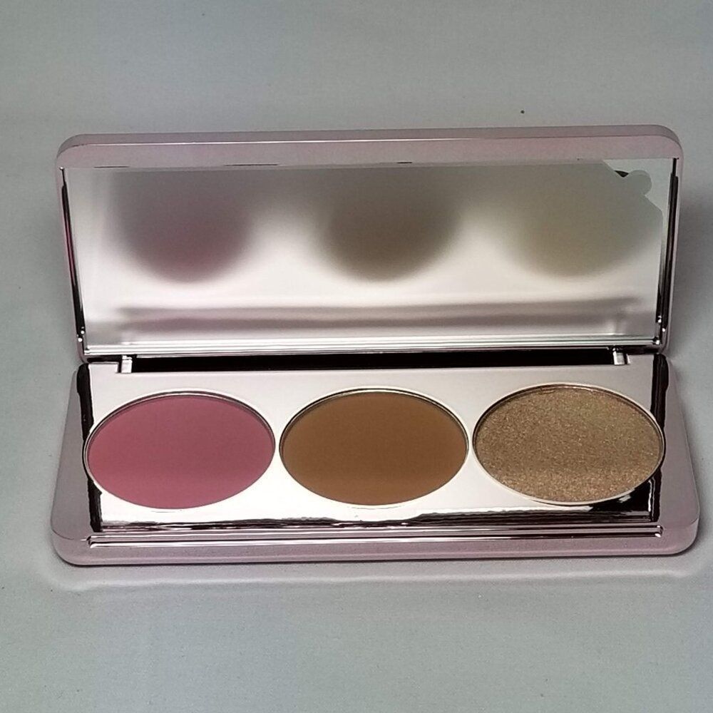 Girlactik - Blush Me & Glow Face Palette - Blush Me Light